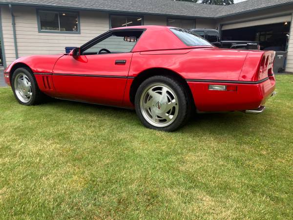 1989 Corvette Roadster 52,000 miles - $12,500 (Auburn)63617156566147123