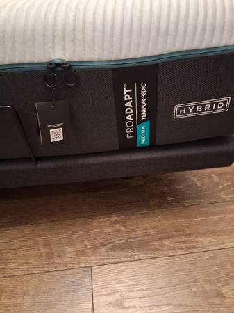 Tempurpedic Pro Adapt QUEEN Adjustable Bed 1