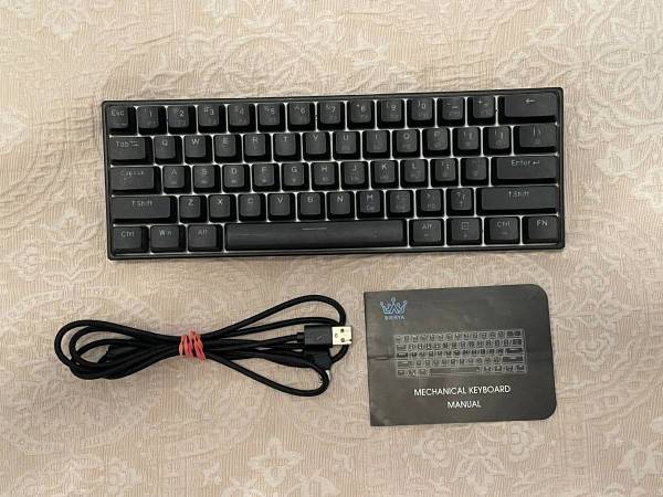 Dierya DK61E mechanical keyboard 1