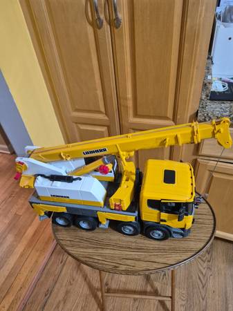 Bruder crane liebherr scania 22 inches long 1