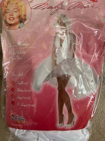 Reduced New Marilyn Monroe Costume 1