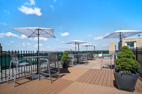 $1,725 / 520ft2 - Rooftop Terrace, Newly Upgraded Mailboxes, Studio (3200 16th Street Northwest, Washington, DC)63896507824642122