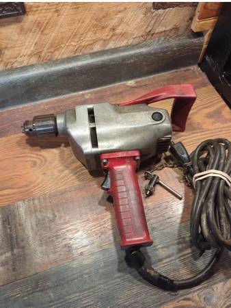 Milwaukee heavy duty drill 1