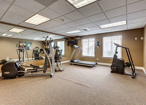 $922 / 1br - 763ft2 - Dishwasher, Playground, Carports Available (9315 Chapel Hill Blvd, Pasco, WA)63624280600833121