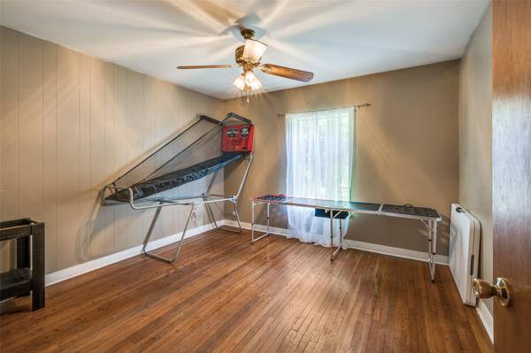 $215,000 / 3br - 1984ft2 - đĄ Fort Worth Investor Deal â Super Discounted & High Upside (Fort Worth)64305653123841123