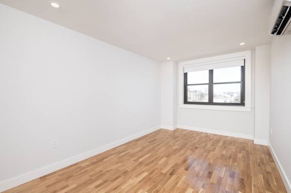 $3,150 / 1br - South Boston 1 Bed/1 Bath Apartment | Columbia Rd (South Boston)63863244848643123