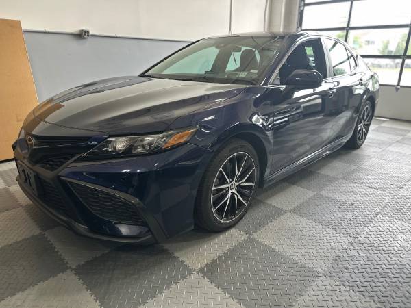2021 Toyota Camry SE - $17,49563654719830401120