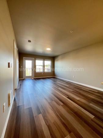 $2,875 / 1br - 855ft2 - Blair Park #413 | Bay View 1 Bed+Den/2 Bath w/ Assigned Parking (Fairhaven)63920959657475122