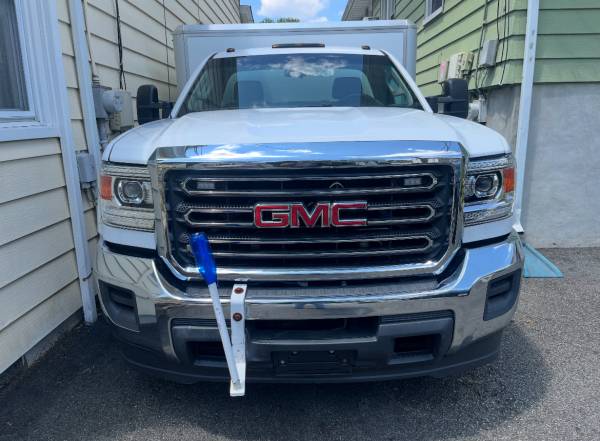 2017 GMC Sierra 3500 HD  , VERY CLEAN IN + OUT 1