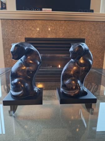 Cat Figure Bookend Set High End Metal Decorative 1