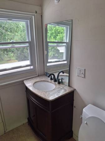 $285,000 / 4br - 2300ft2 - St. Paul - 4 BR, 2.5 Bath, 2 Car Garage. Half Acre Lot (St. Paul)63868816040707124