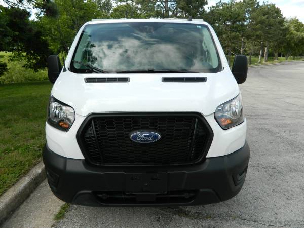 2021 Ford Transit 250 LR - Photo 2
