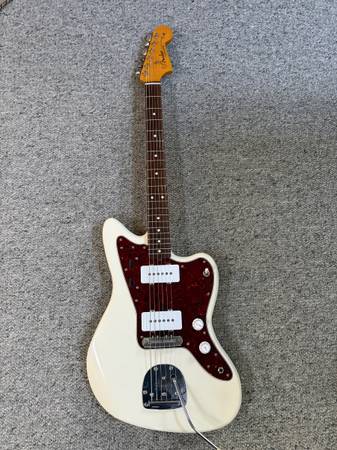 Fender Jazzmaster nitro finish 1