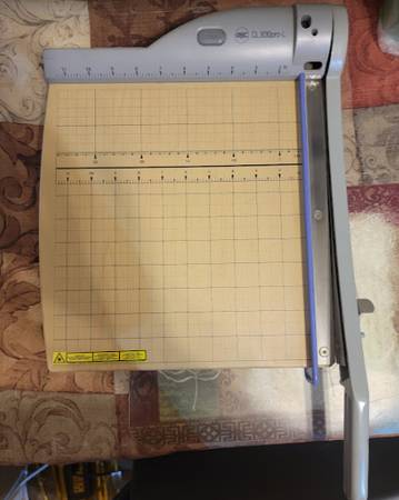 PAPER GUILLOTINE 1