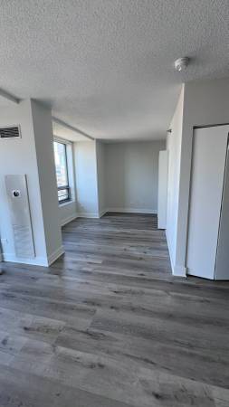 $2,039 / 1br - Convertible Apartment - Renovated - In Unit Laundry (Fulton River District)63960013734786124