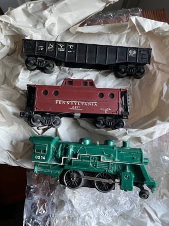 Lionel Train Items 1