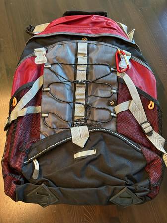 Outdoor Products Red Backpack 593U 38L 2 Stays - $25 (san jose south)634714784236811214
