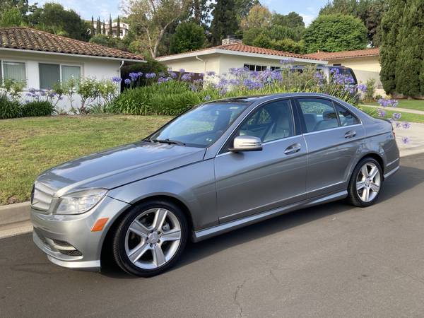 2011 Mercedes Benz c300 - $5,000 (Redondo beach)63623776334337124