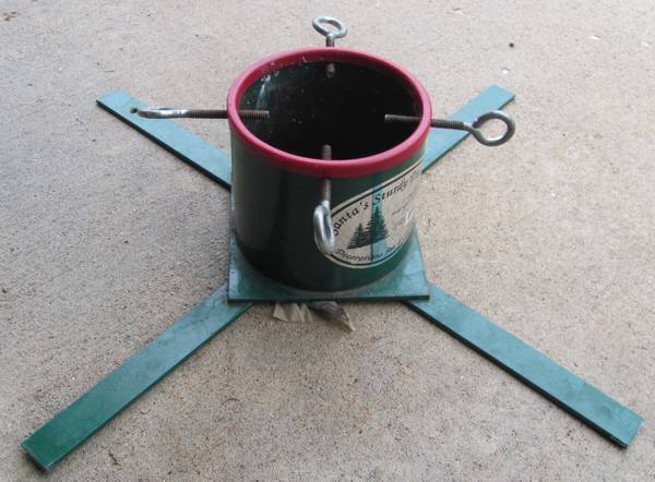 Vintage Heavy Duty Christmas Tree Stand 1