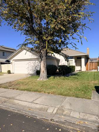 For Rent $2400 Nice Three Bedroom Two Bath Home 1