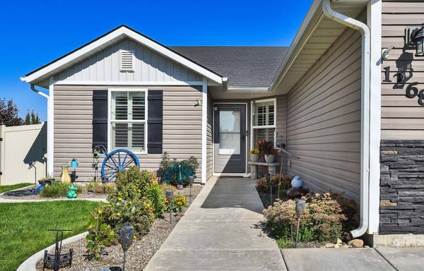 $375,000 / 3br - 1216ft2 - J U S T . H I T . T H E . M A R K E T - $375,000 (Caldwell)63981531965186121