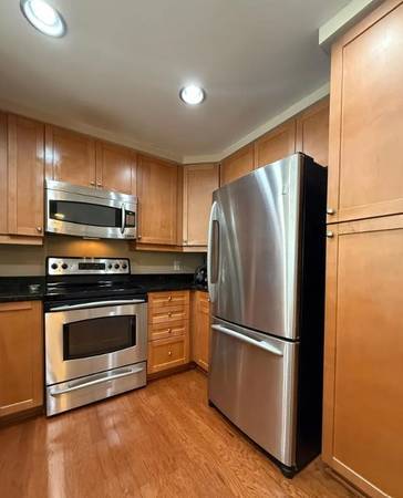 $1,100 / 1br - 640ft2 - Unbeatable Location For This 1 Bed 1 Bath Apartment for Rent! (, Washington DC, DC)64040026828163122