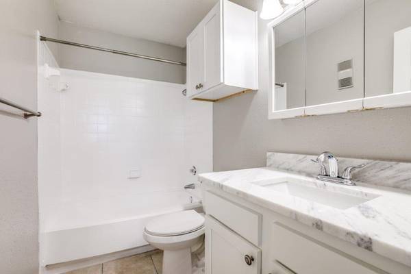 $995 / 1br - 700ft2 - Centro de Fitness, Garland TX, 1/BA 1/BA (2804 Belt Line Road, Garland, TX)63867603245699121