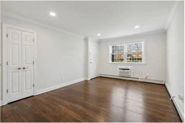 $660 / 1br - $$ Cozy 1BR / 1BA Apartment For Rent !! (Bayonne, NJ)63676257907459121