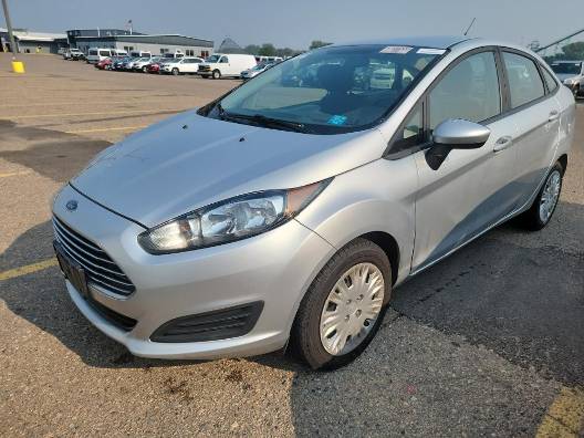 2015 Ford Fiesta S 4dr sedan 1.6 4cyl AUTOMATIC 1 owner FINANCING OPTI 1