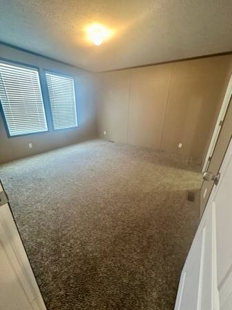 $1,399 / 3br - 1300ft2 - Spacious 3 bedroom 2 bath Home! Unit 115 (Groveland Manor)63937877329282122