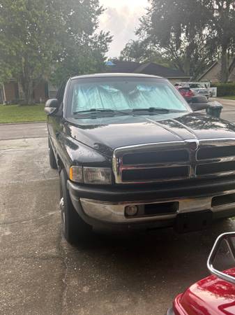 2001 Dodge 2500 SLT - $8,500 (Jacksonville)63470245376769122