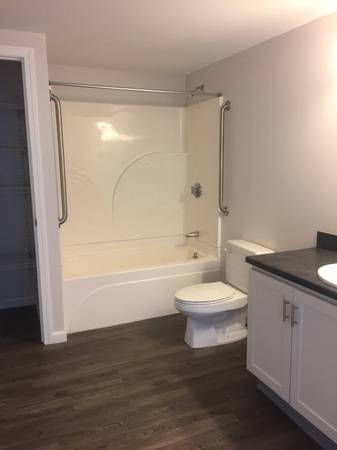 $2,500 / 2br - 1390ft2 - Secure Access, Fitness Center, Dog Park (180 Woodbury St, Manchester, NH)63932189072387124