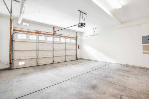 $3,550 / 3br - 1239ft2 - Patio/Balcón, Área de juegos, Reciclaje63668253737731121