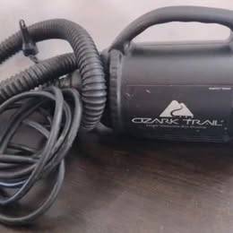 ELECTRIC AIR PUMP W/ACCESSORY NOZZELS 1