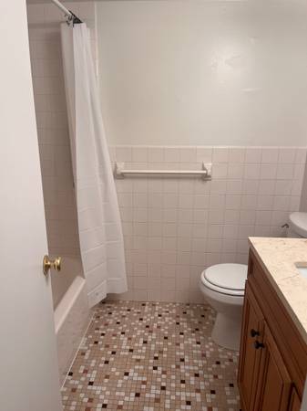$1,295 / 2br - 650ft2 - Stunning 2-Bedroom /1.5-Bath Home with Breathtaking Views (Philadelphia)64046036835842121