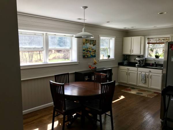 $1,575 / 2br - 2 Bedroom/1 Bath Renovated Barn Apartment on Large Farm (Sparks)63694853717889120