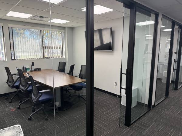 $1,500 Beautiful, modern office share. (Chelsea)63797254195969120