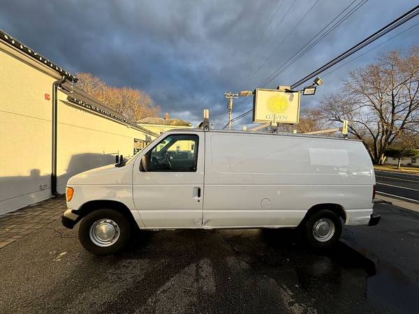 2001 Ford ESeries E Series E-Series E 150 3dr 3 dr 3-dr Cargo 138 in W - $5,985 (Gaven Commercial Truck Center)63654716929793122