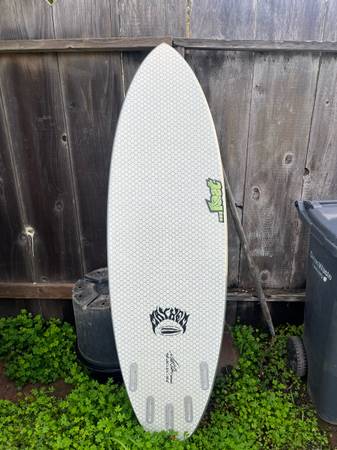 Like new! 5’10” Lib Tech Lost Mayhem surfboard 1