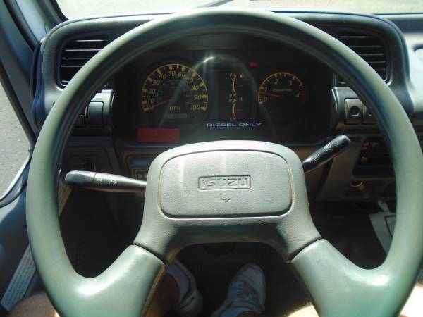 2006 Isuzu NPR REG CAB - Photo 13