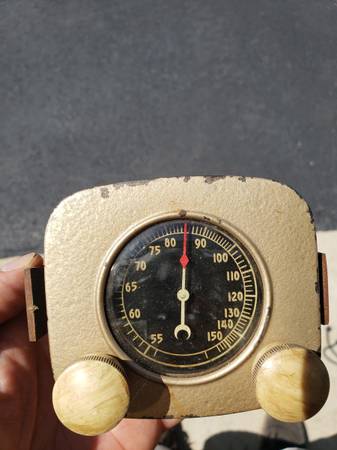 Vintage Gauge 1