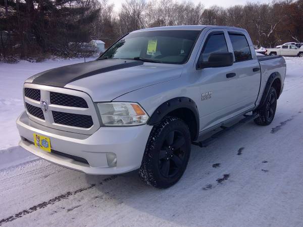 2014 RAM 1500 CREW CAB 4X4 EXPRESS V6 SUPER CLEAN MUST SEE!!! 1