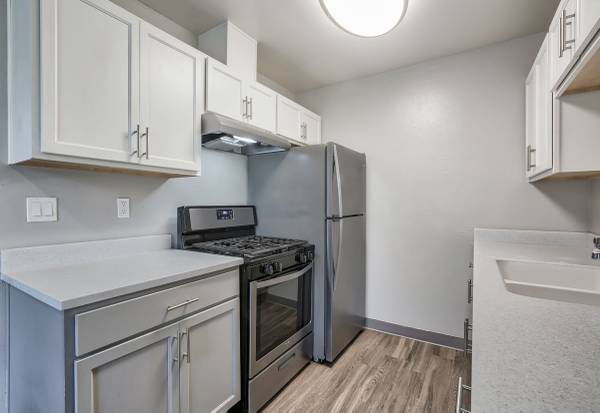 $2,088 / 2br - Great Community, Pet Friendly and Affordable! (brentwood / oakley)63928542919298123