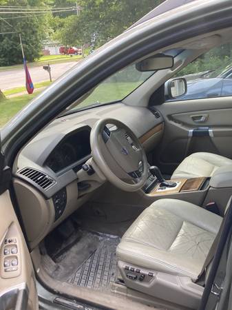 2007 Volvo XC90 - $4,200 (Essex)63622657568385122
