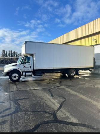 2011 international Max force 1