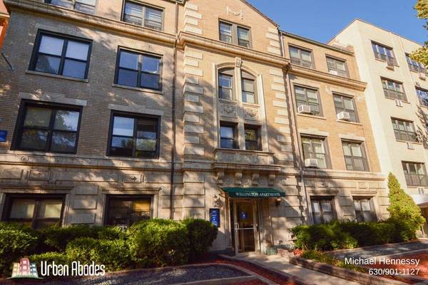 $1,395 / 400ft2 - Phenomenal Studio, 1 Bath in Lakeview, Available: 11/1/2025 (Lakeview)63898985980803120