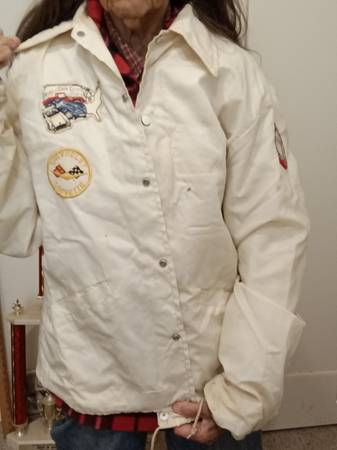Vintage Corvette Jacket & Patches & 10 Dash & 20 James Dean Dash Plaqu 1
