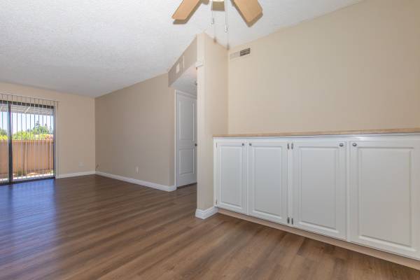 $1,394 / 1br - 700ft2 - Fall Into Savings 🍂 $1,000 OFF Move-In on Our Next 8 Leases! 🔥 (Fresno)64008334171651124