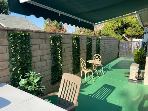 $2,195 / 1br - Charming, Private, and Safe (Northridge)63869888491521122