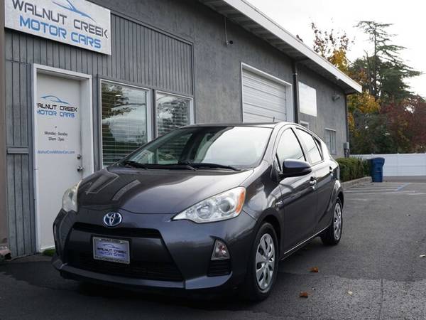 2013 TOYOTA PRIUS C TWO HATCHBACK 4D 1